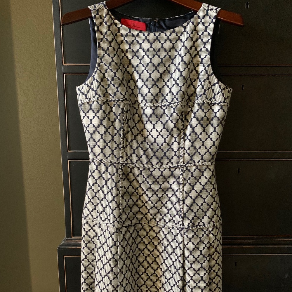 Carolina Herra Silver and Black Sleeveless A-line